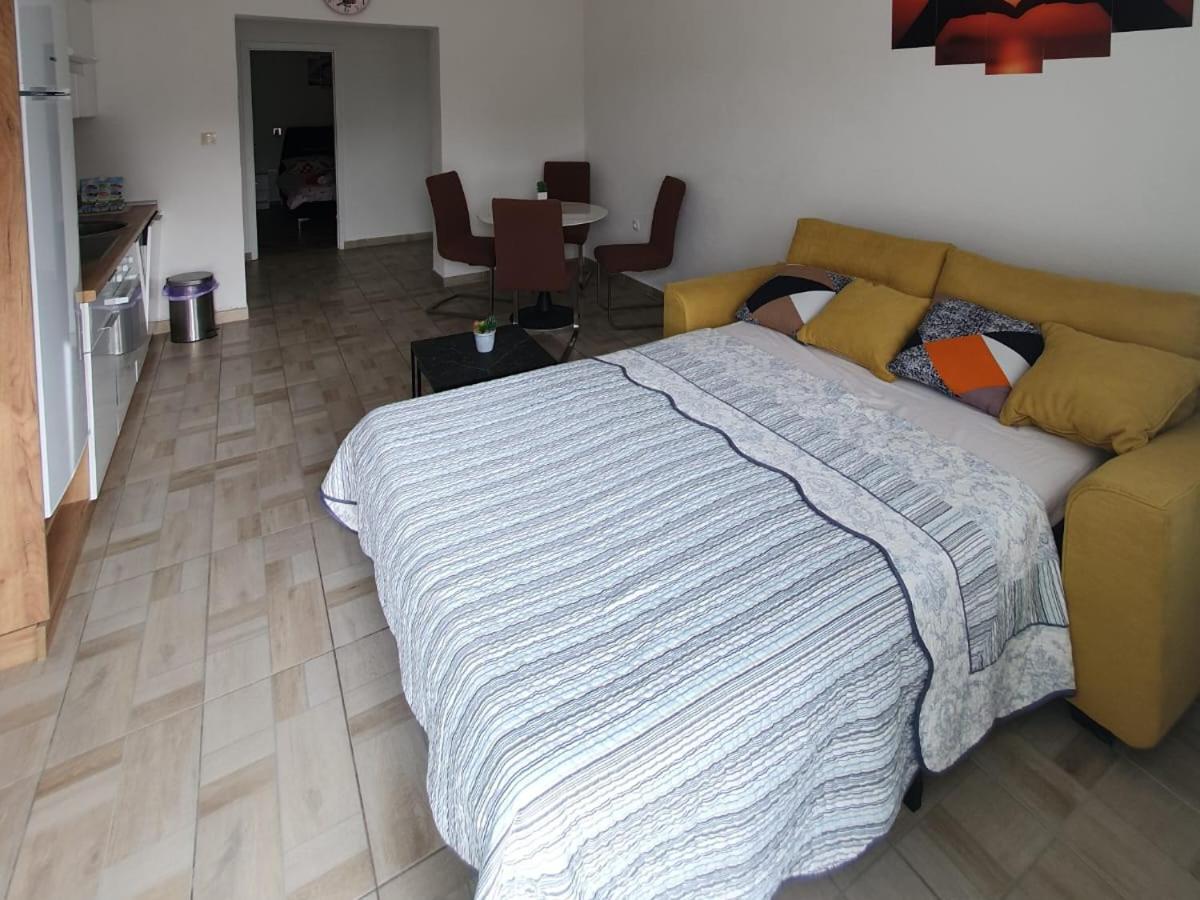 Apartman Bartol Скрадин Экстерьер фото